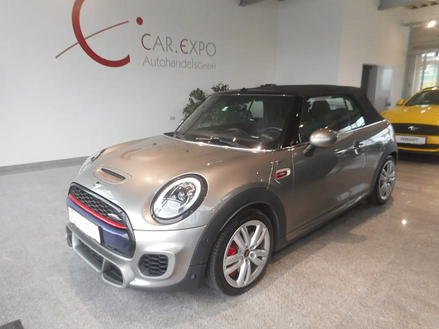 MINI John Cooper Works Cabrio MINI John Cooper Works Cabrio - 1