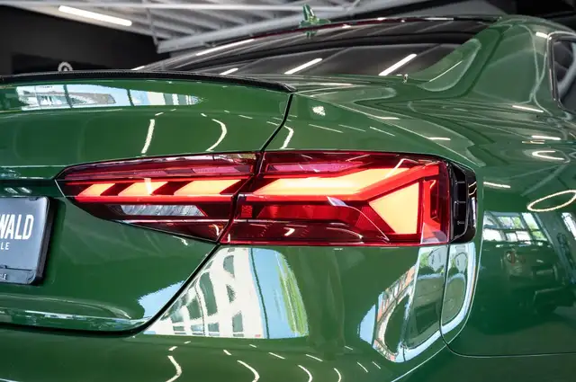 Audi RS5 view 8