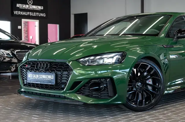 Audi RS5 view 3