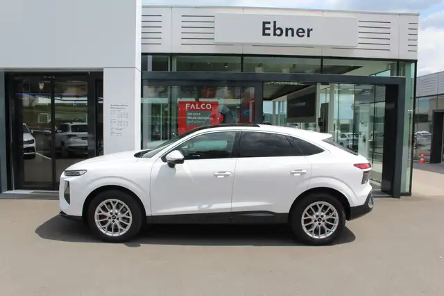 Audi Q3 TFSI quattro 150 kW intense Ansicht 3