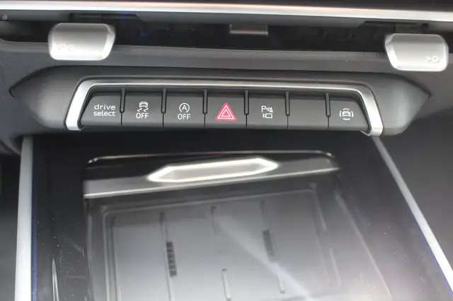 Audi Q3 TFSI quattro 150 kW intense Ansicht 31