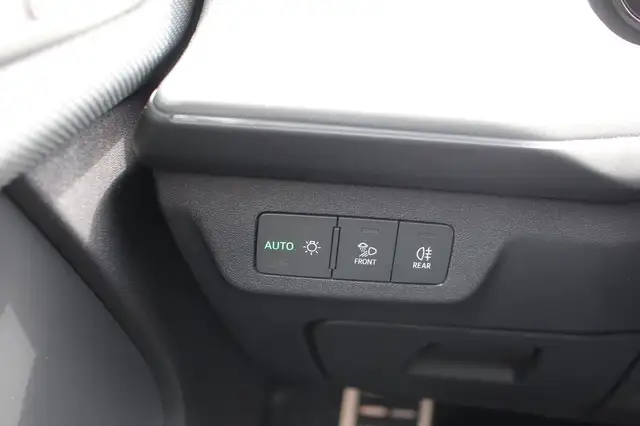 Audi Q3 TFSI quattro 150 kW intense Ansicht 24