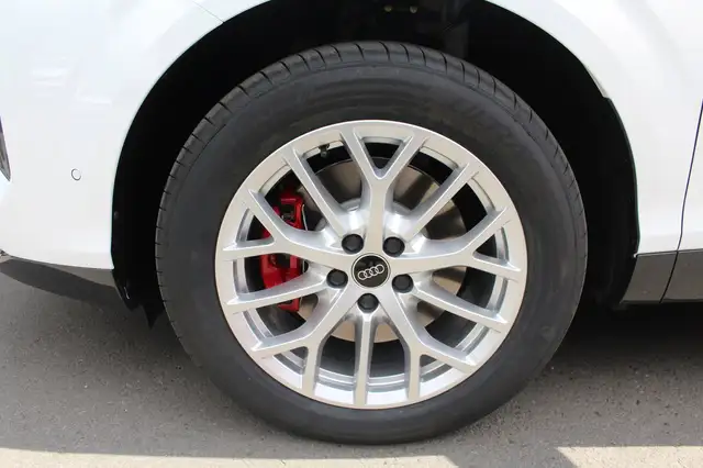 Audi Q3 TFSI quattro 150 kW intense Ansicht 7