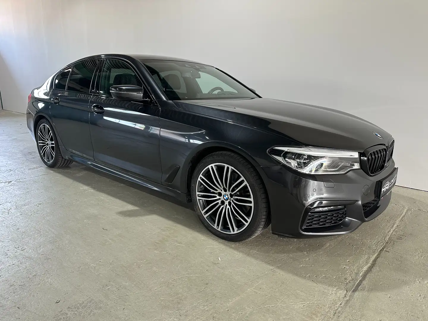 BMW 530 530 d xDrive M Sport | Head-up | Harman/Kardon | Grau - 1