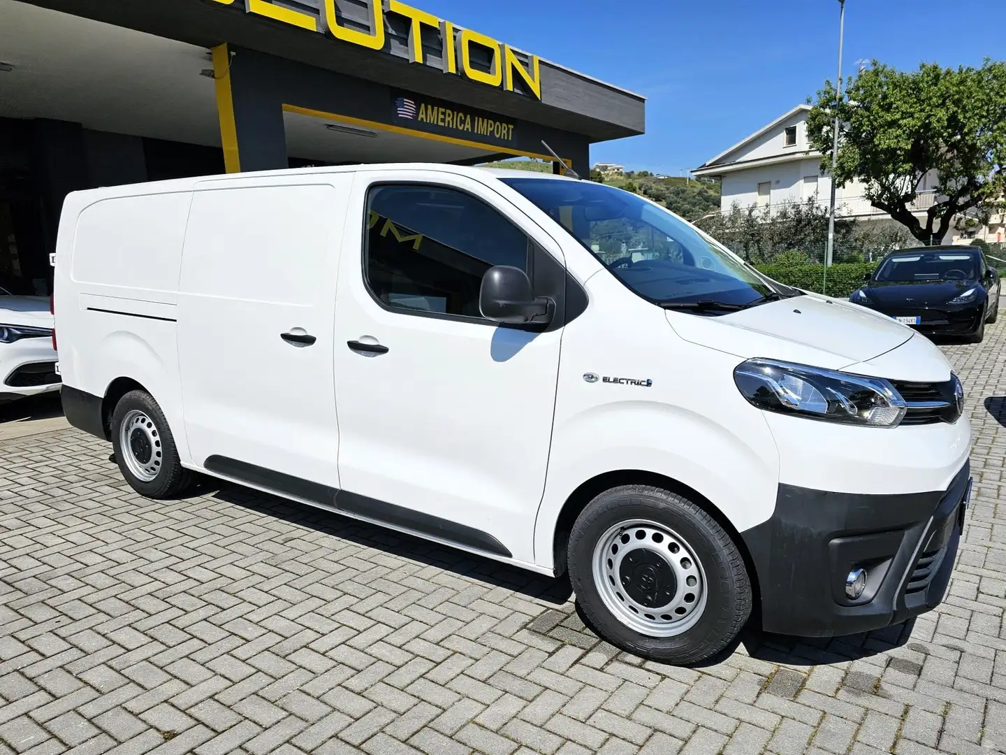 Toyota Proace electric L2 Standard 75kw White - 2