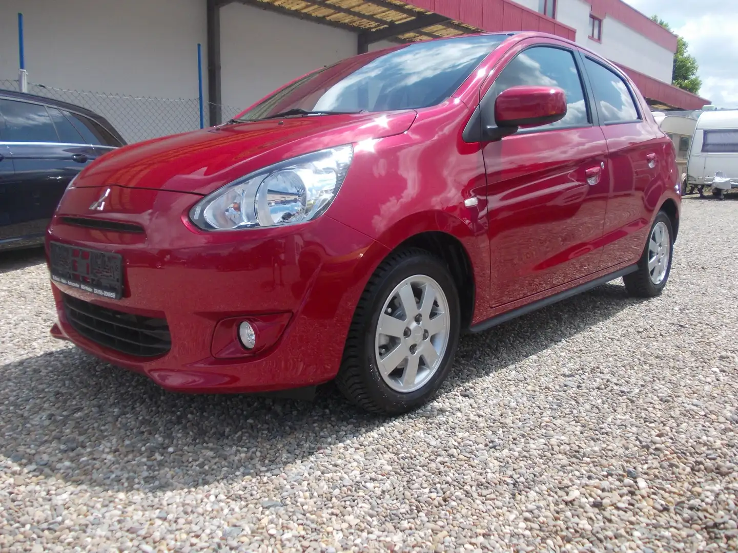 Mitsubishi Space Star 1. Hand, Automatik, 10000km, 2X Sitzheizung, Klima Rouge - 1