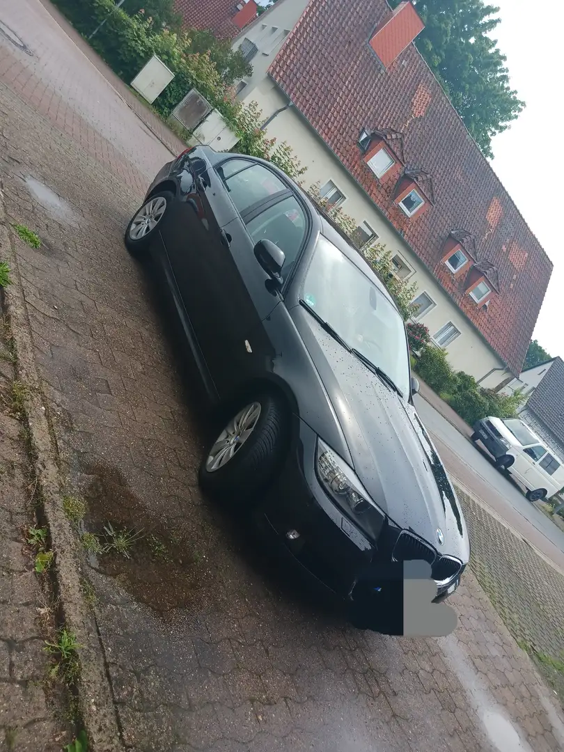 BMW 318 318i Aut. Edition Lifestyle Schwarz - 2