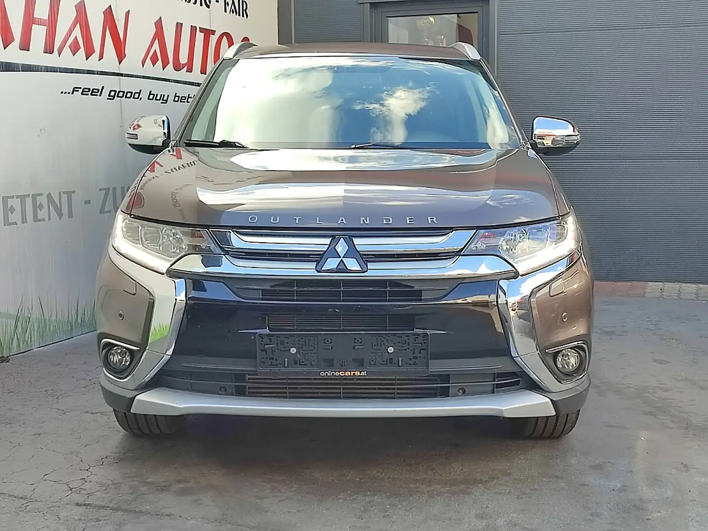Mitsubishi Outlander 2,2 DI-D Intense+ Aut. Braun - 2