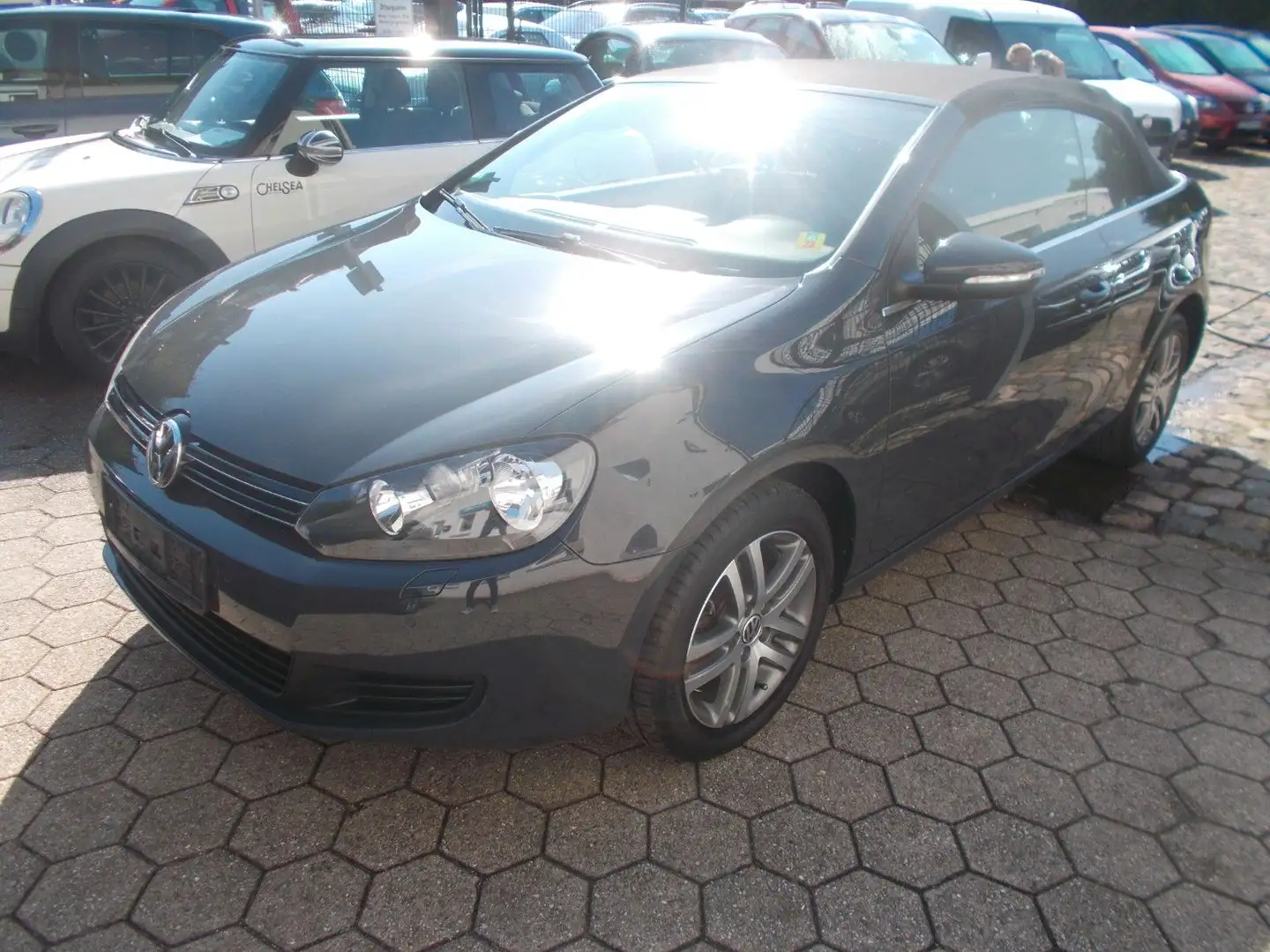 Volkswagen Golf VI Cabriolet 1.2 Gris - 1