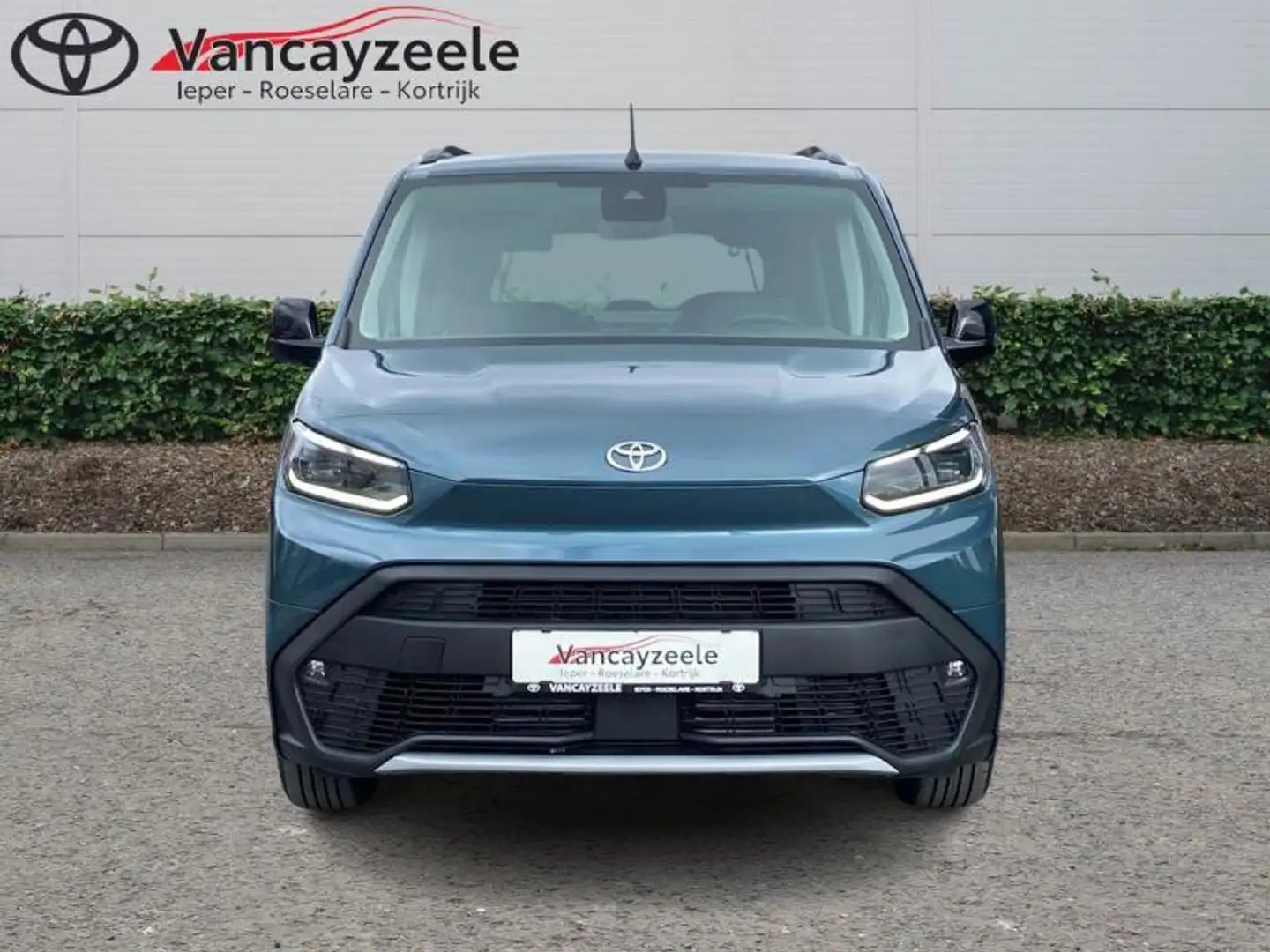 Toyota Verso Family 5pl+CAM+NAV+SENS ACHTER Modrá - 2