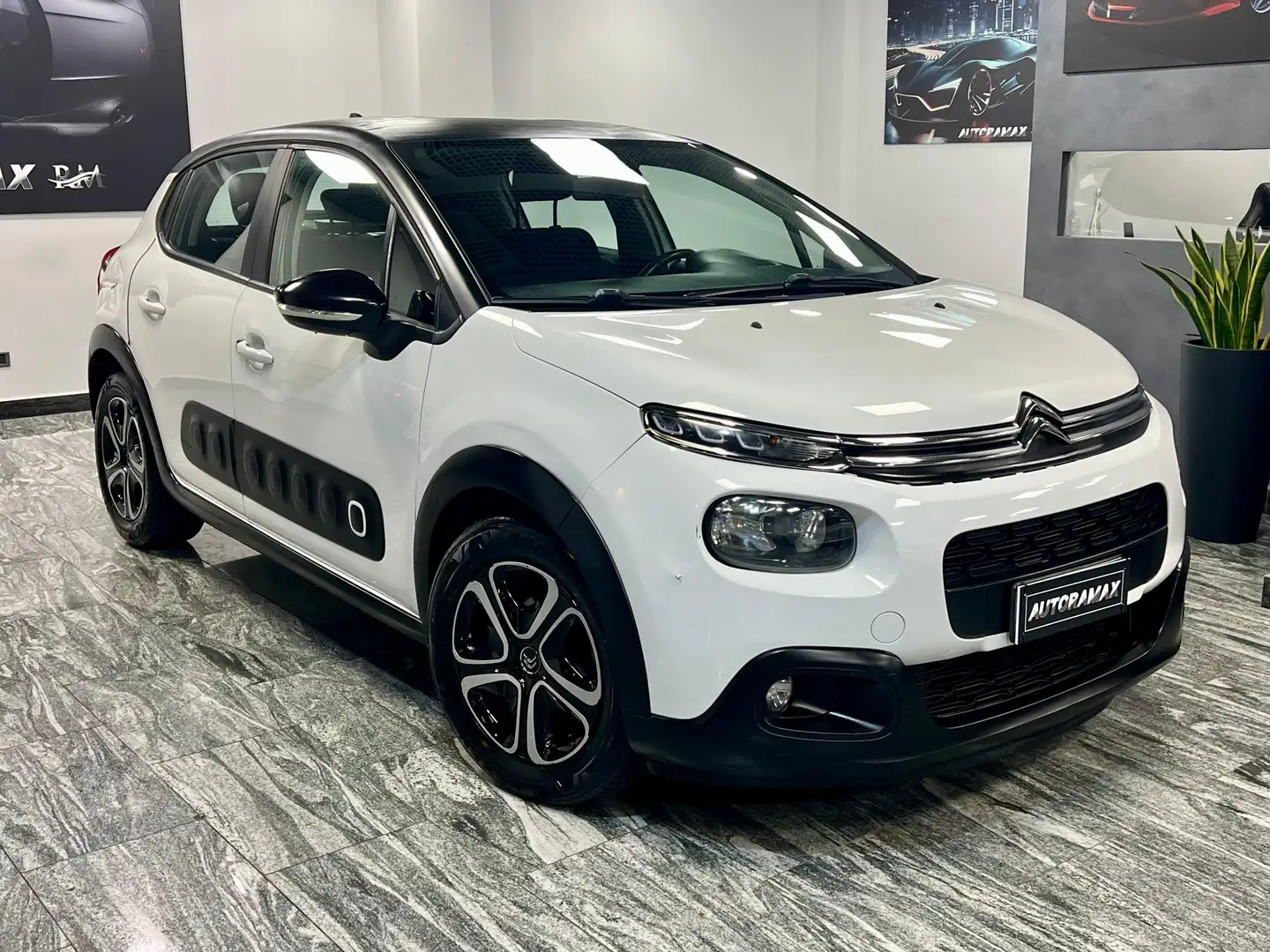 Citroen C3 III 2017 1.6 blue hdi - 1