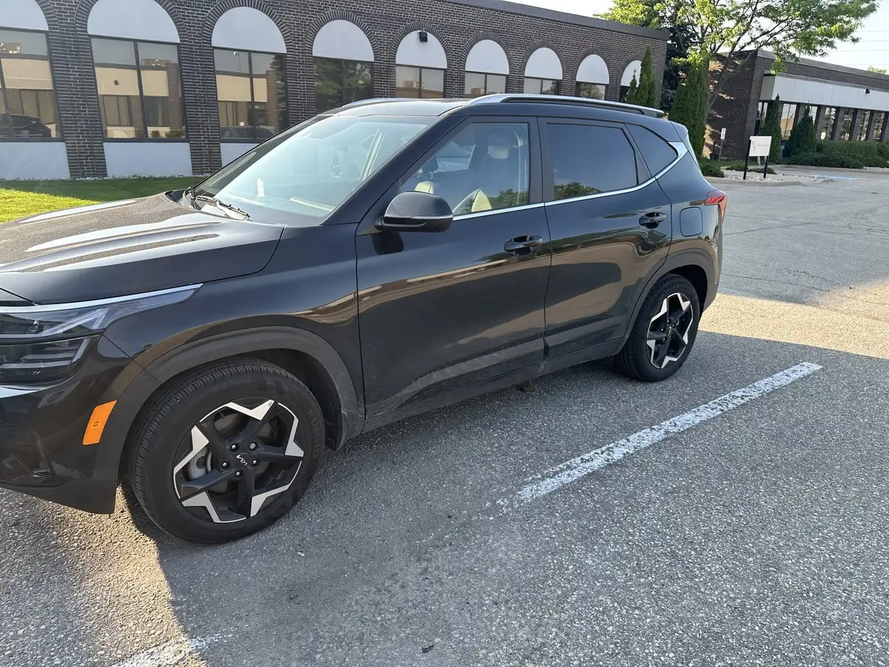 Kia Seltos снимка Kia Seltos
