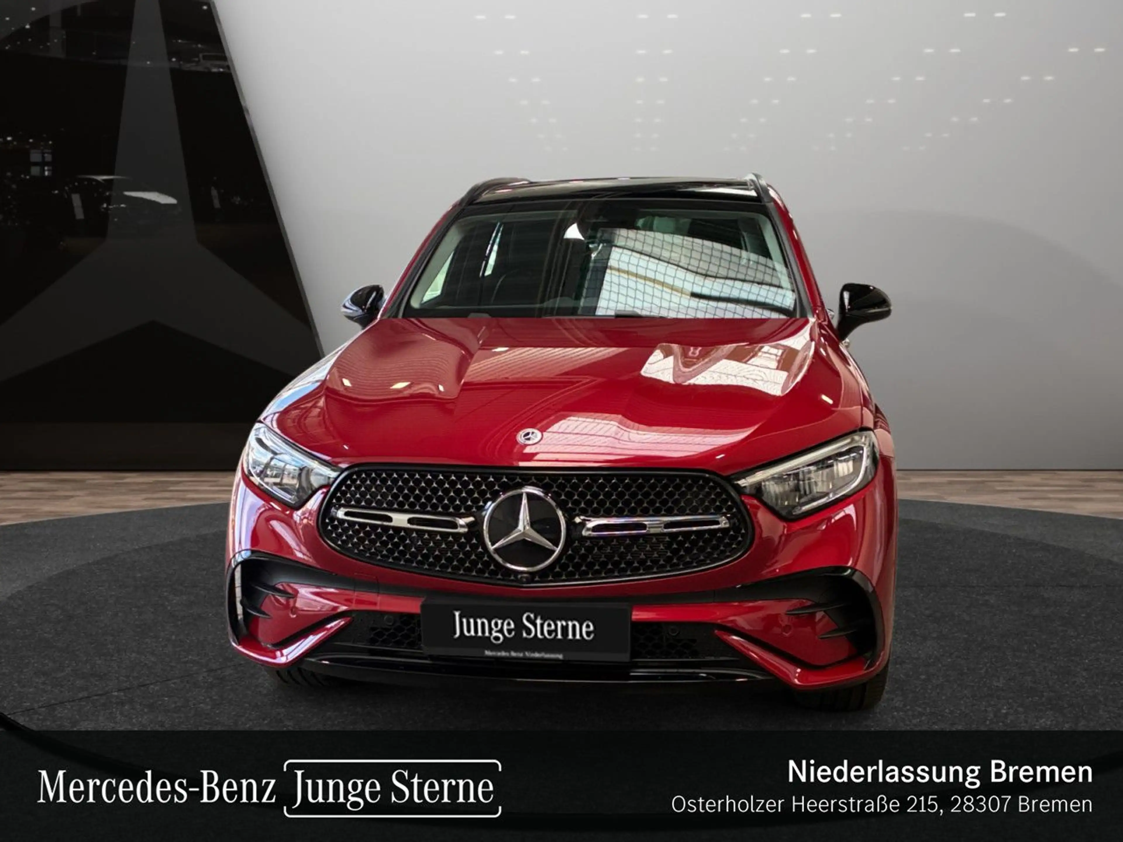 Mercedes-Benz GLC 450 d 4M AMG+NIGHT+PANO+360+AHK+LED+BURMESTER — photo 3
