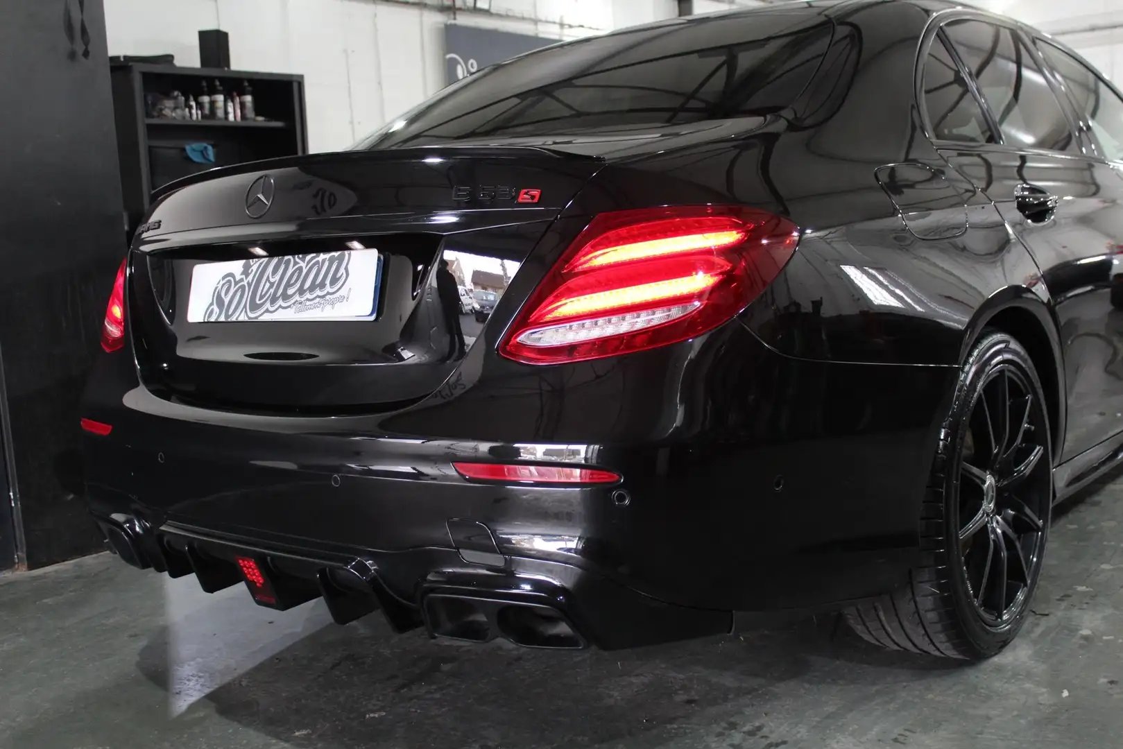 Mercedes-Benz E 220 Classe d 9G-Tronic AMG Line - 1