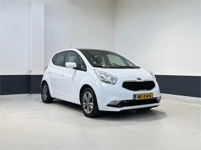 Kia Venga 1.4 CVVT ExecutiveLine | Pano | Camera | Navigatie