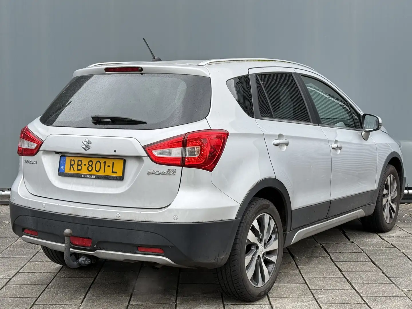 Suzuki S-Cross BWJ 2017 | 1.4 141PK High Executive | TREKHAAK | L Szürke - 2