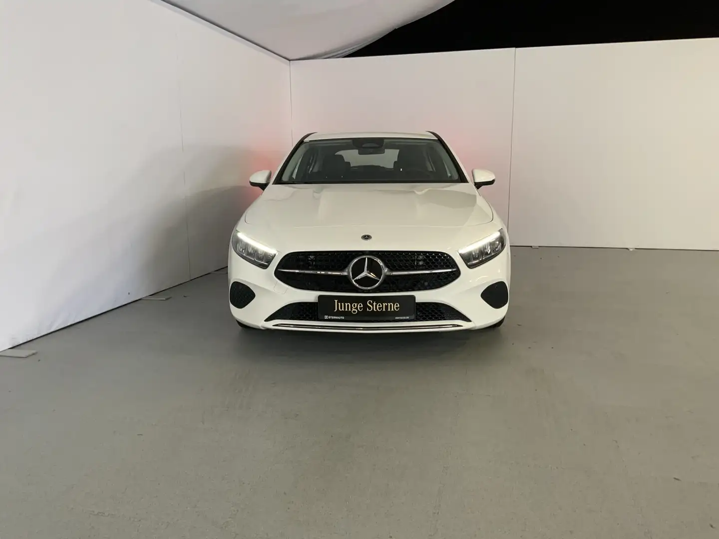 Mercedes-Benz A 180 A 180 Progressive WinterPak RüKam SpiegelPak LED Weiß - 2