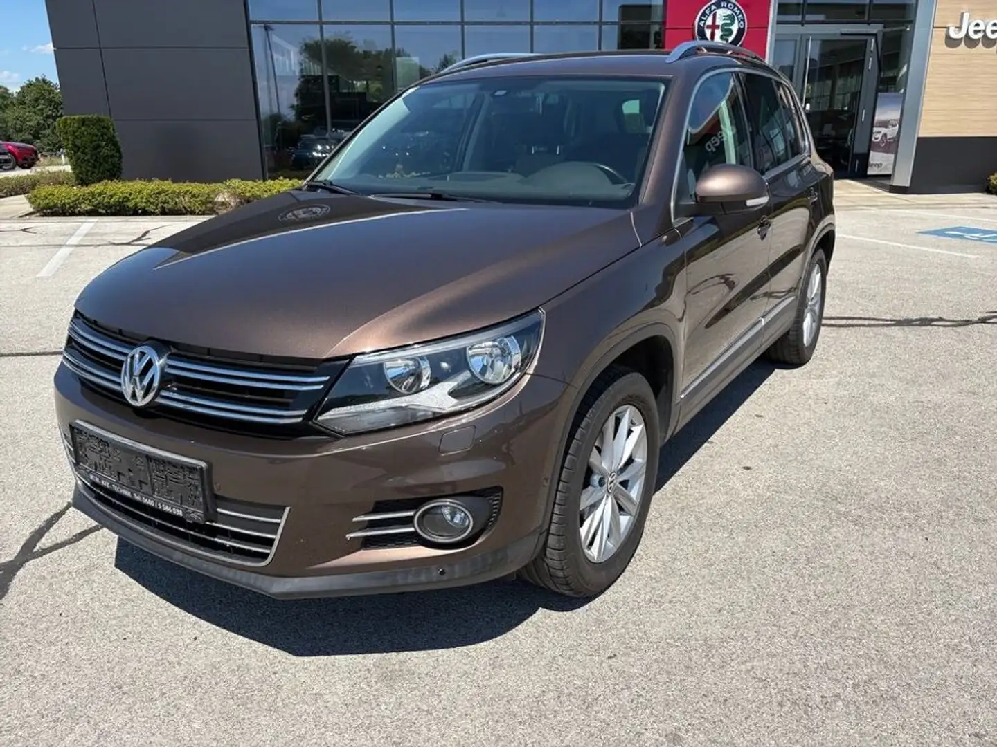 Volkswagen Tiguan 1,4 TSI Sport & Style BMT Braun - 1