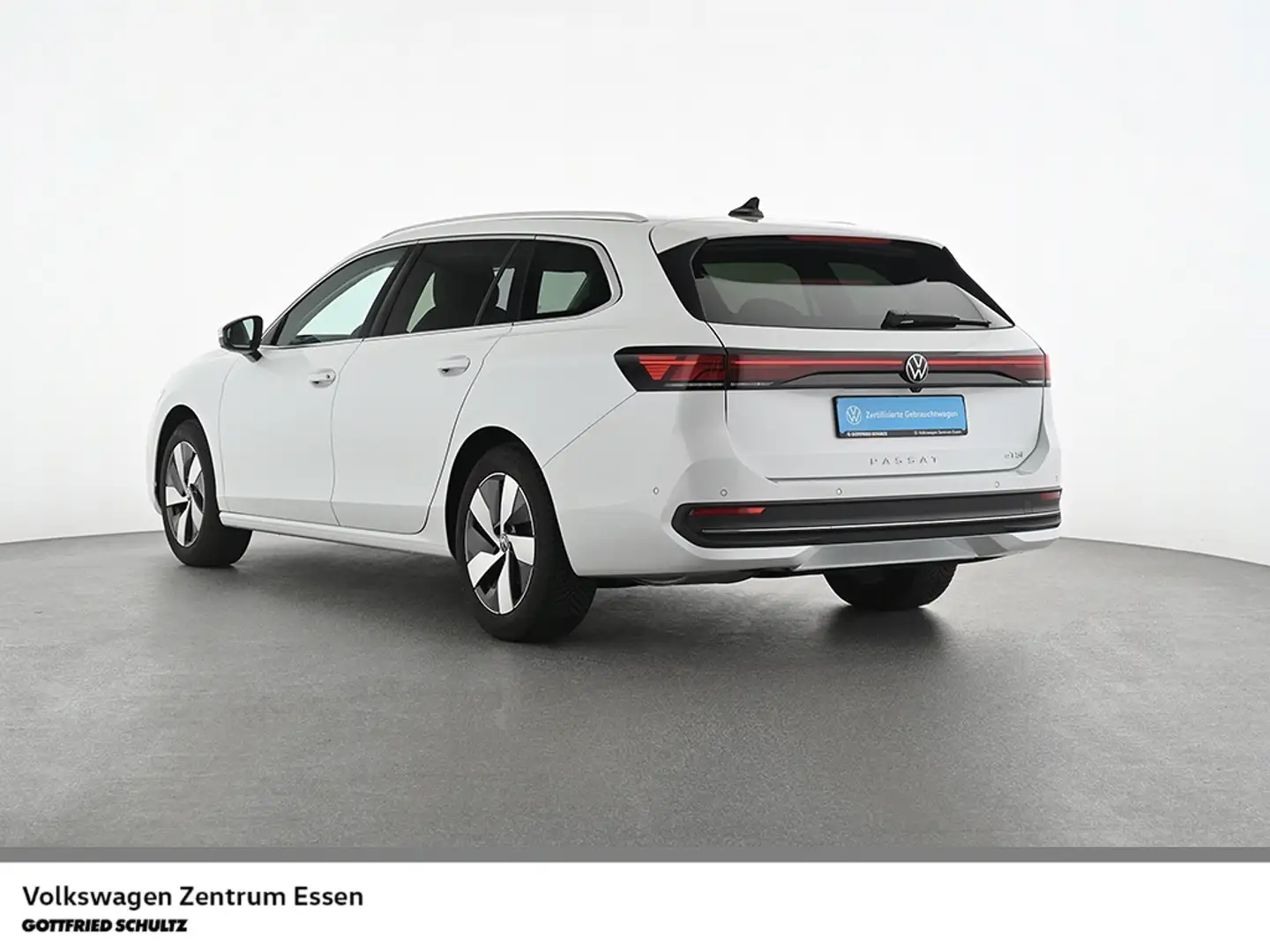 Volkswagen Passat Variant Business eTSI DSG LED AHK Sitzhzg PDC Weiß - 2
