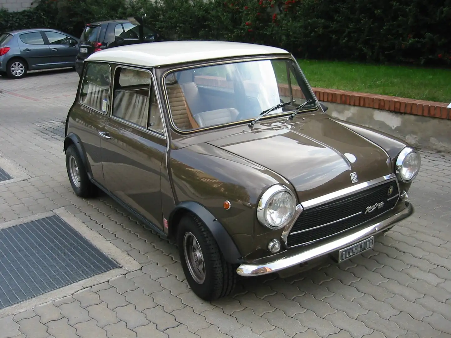 Innocenti Mini Cooper 1300 Коричневий - 2