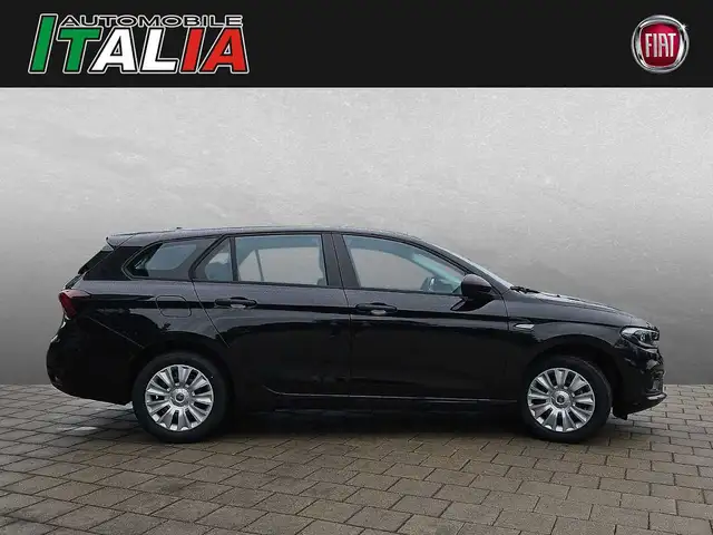 Fiat Tipo view 3
