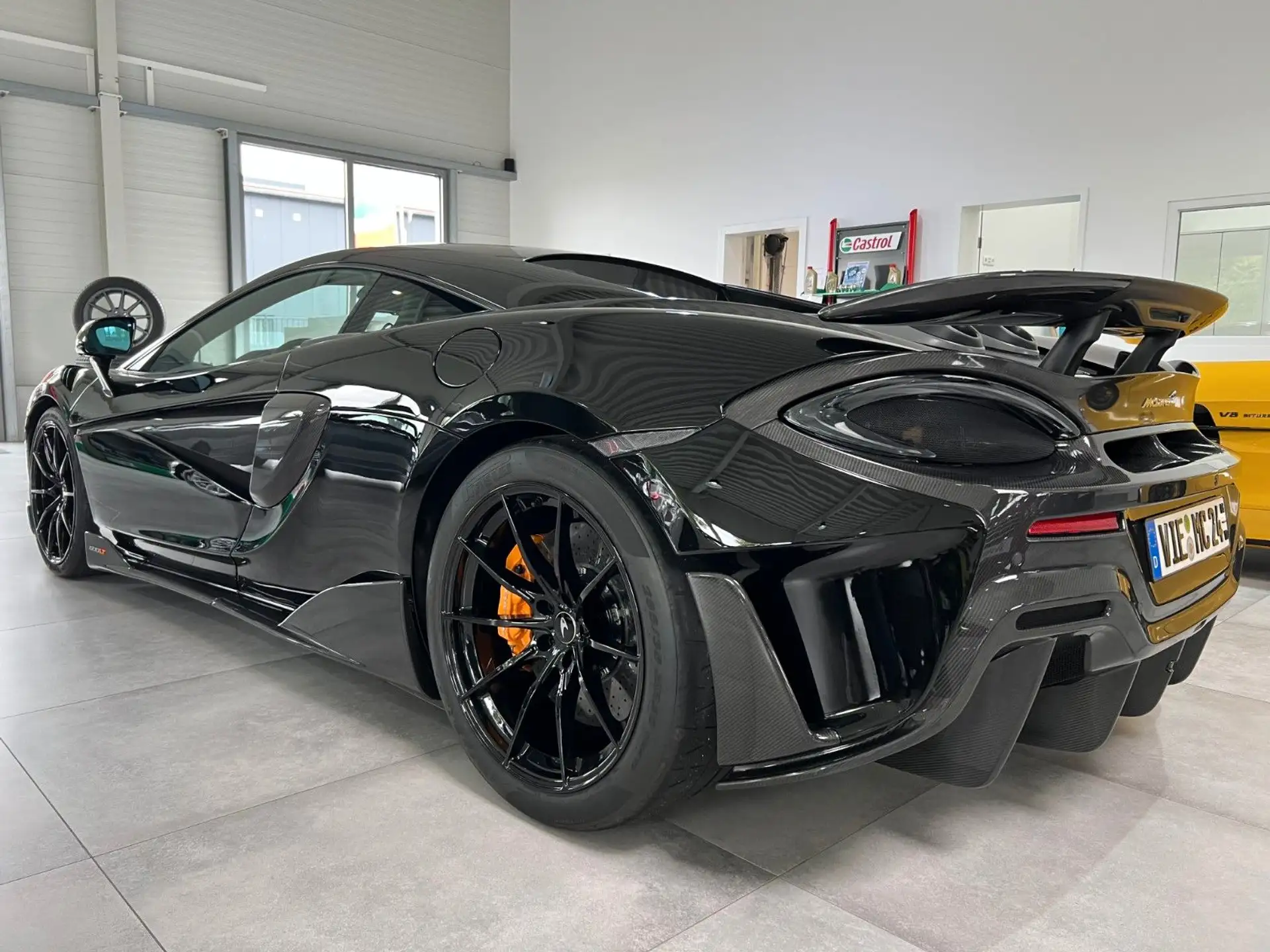 맥라렌 600LT 2021 블랙 사진 6