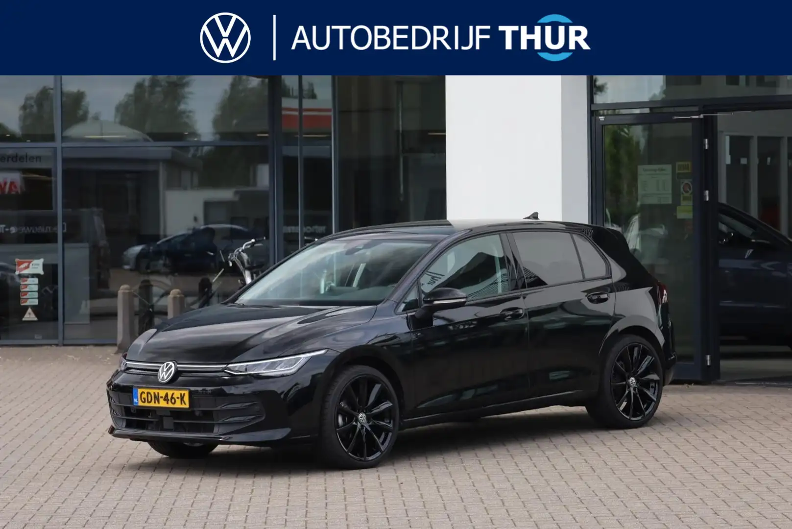 Volkswagen Golf 1.5 eTSI Life Edition 116PK / 85kW, Full map navig Zwart - 1