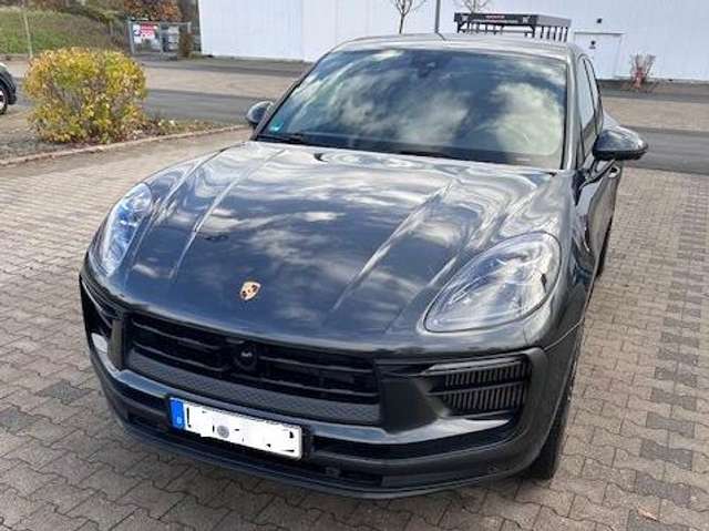 Imagine Porsche Macan Macan S PDK