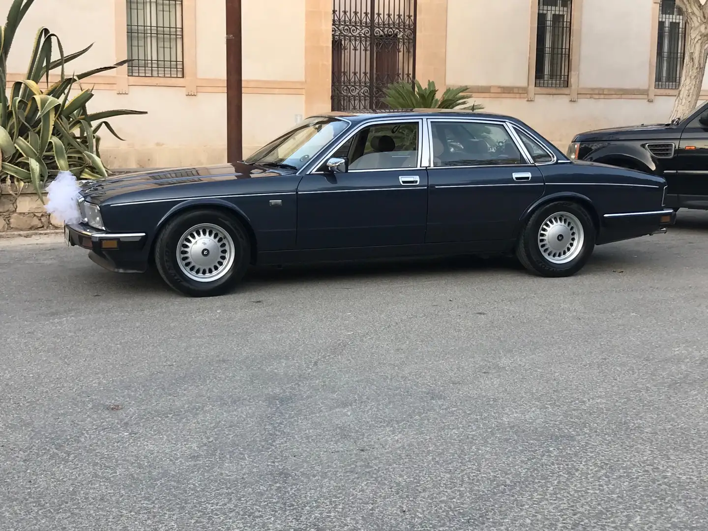 Daimler Sovereign Jaguar Daimler Blau - 1