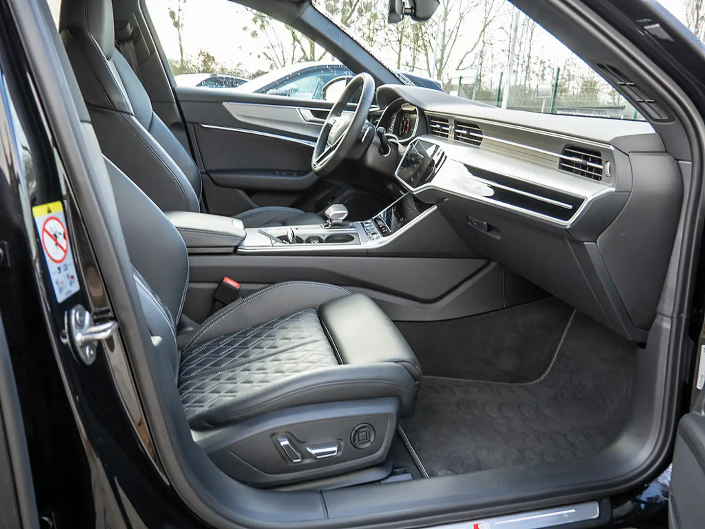 Audi S6 TDI quattro MATRIX NAVI AHK B&O PANO ACC Schwarz - 2