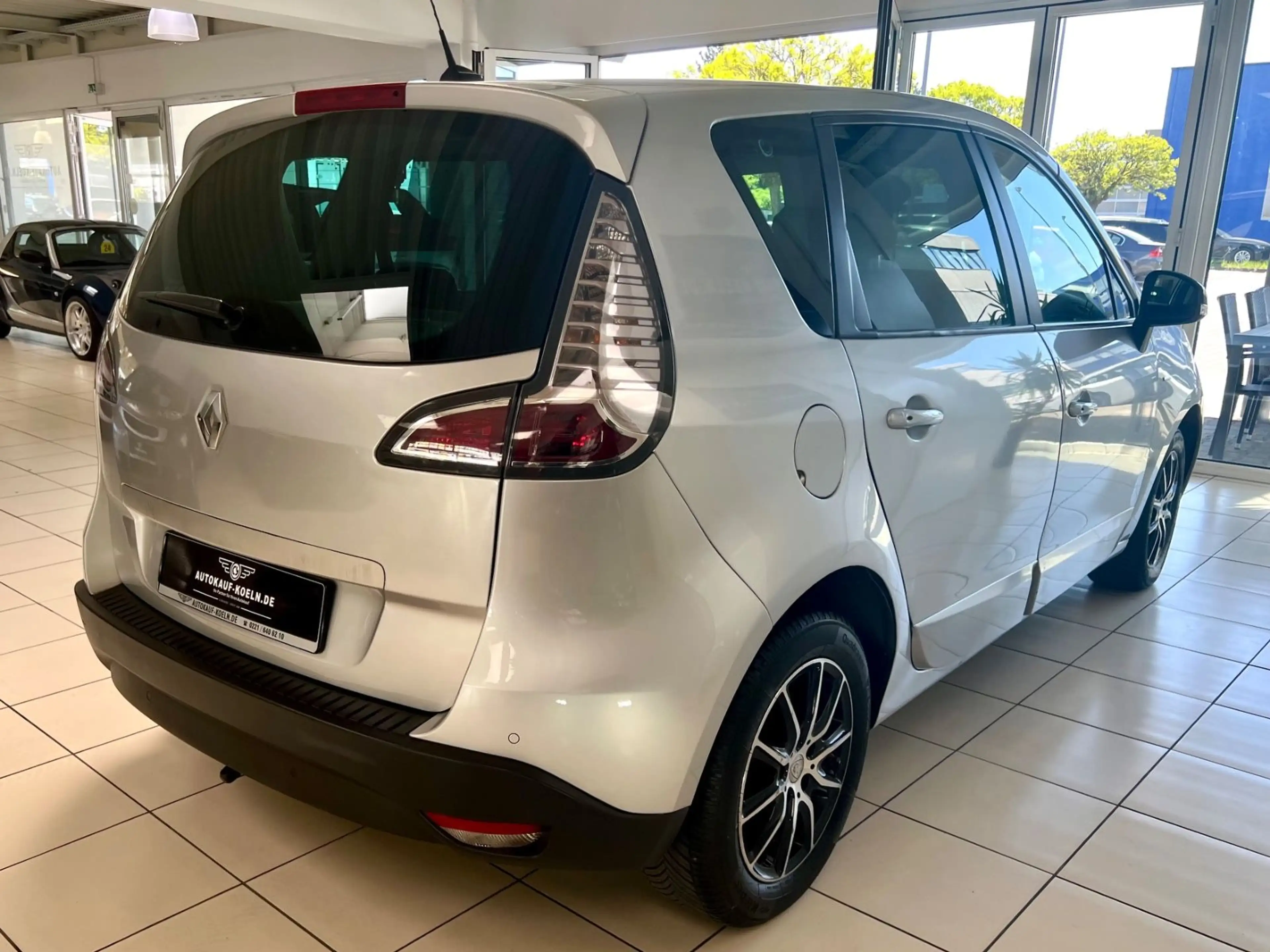 Renault Scenic III 1,2 Limited Sitzheizung/Klima — photo 5