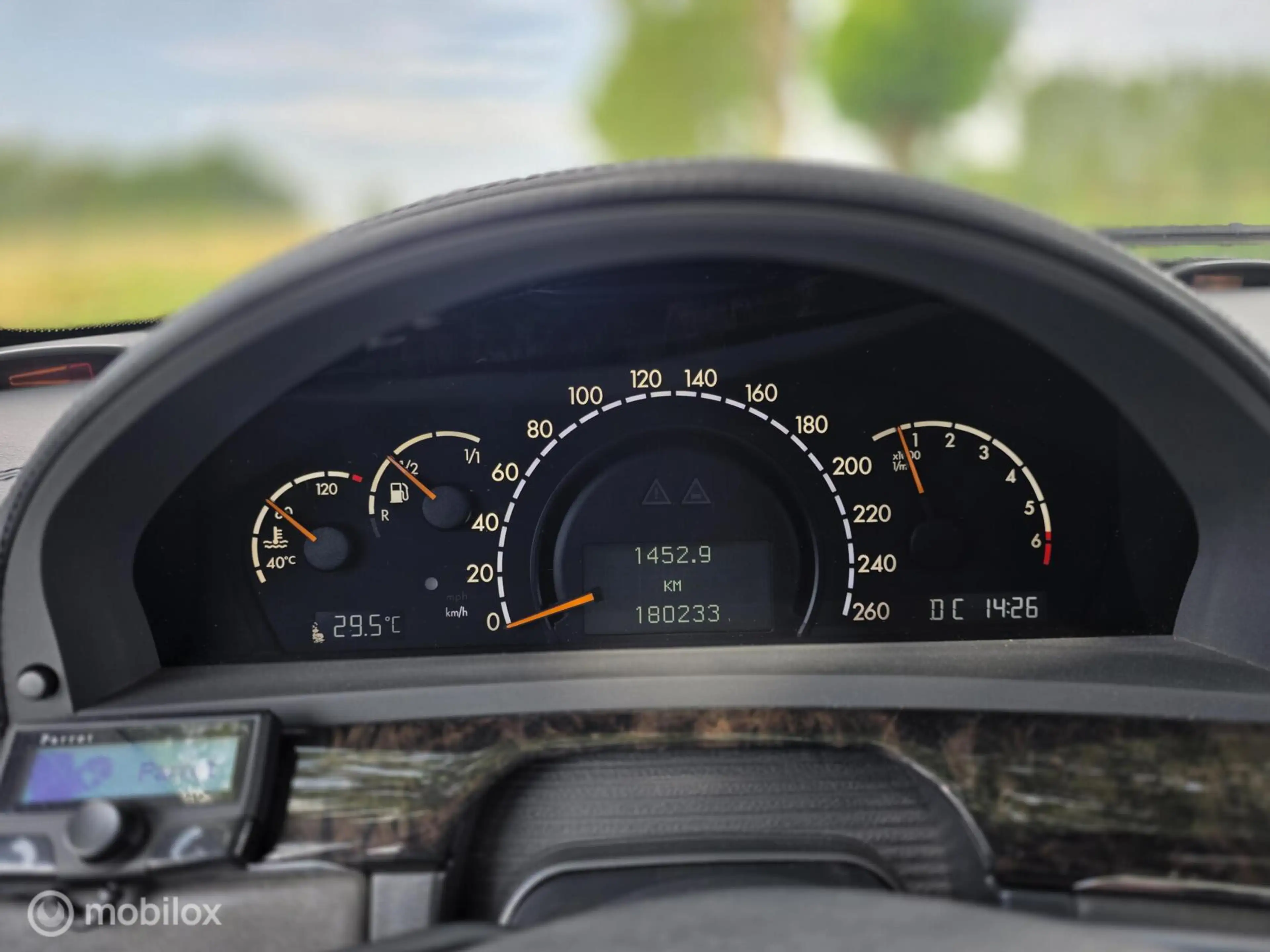 Mercedes-Benz S 600 Lang V12 biturbo — photo 20