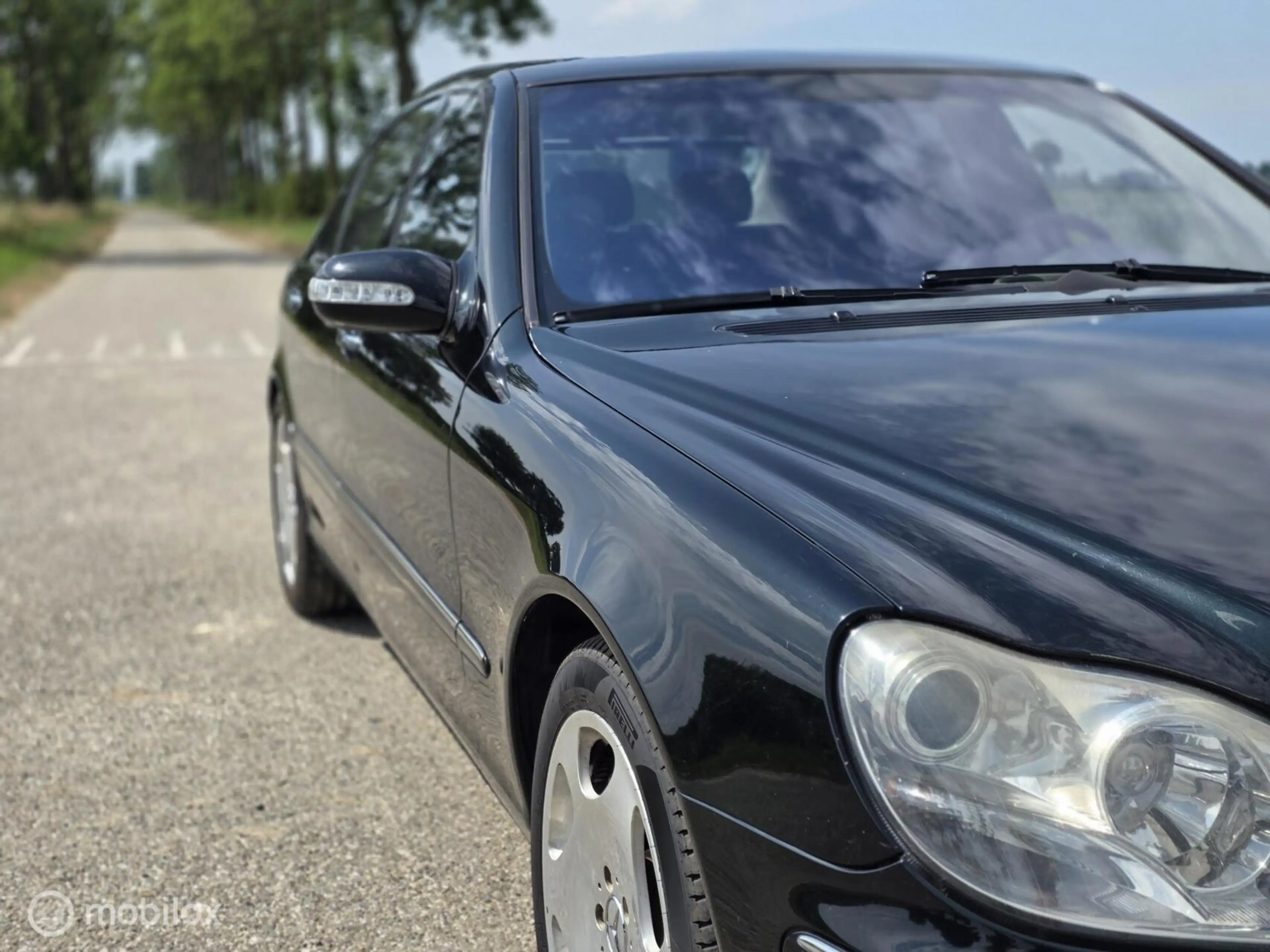 Mercedes-Benz S 600 Lang V12 biturbo — photo 12