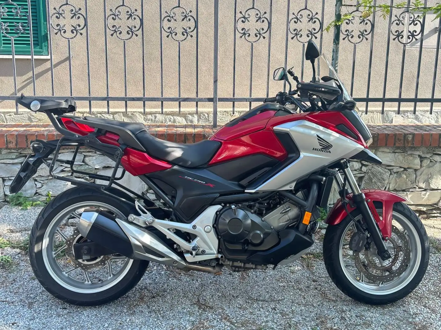 Honda NC 750 X Червоний - 1