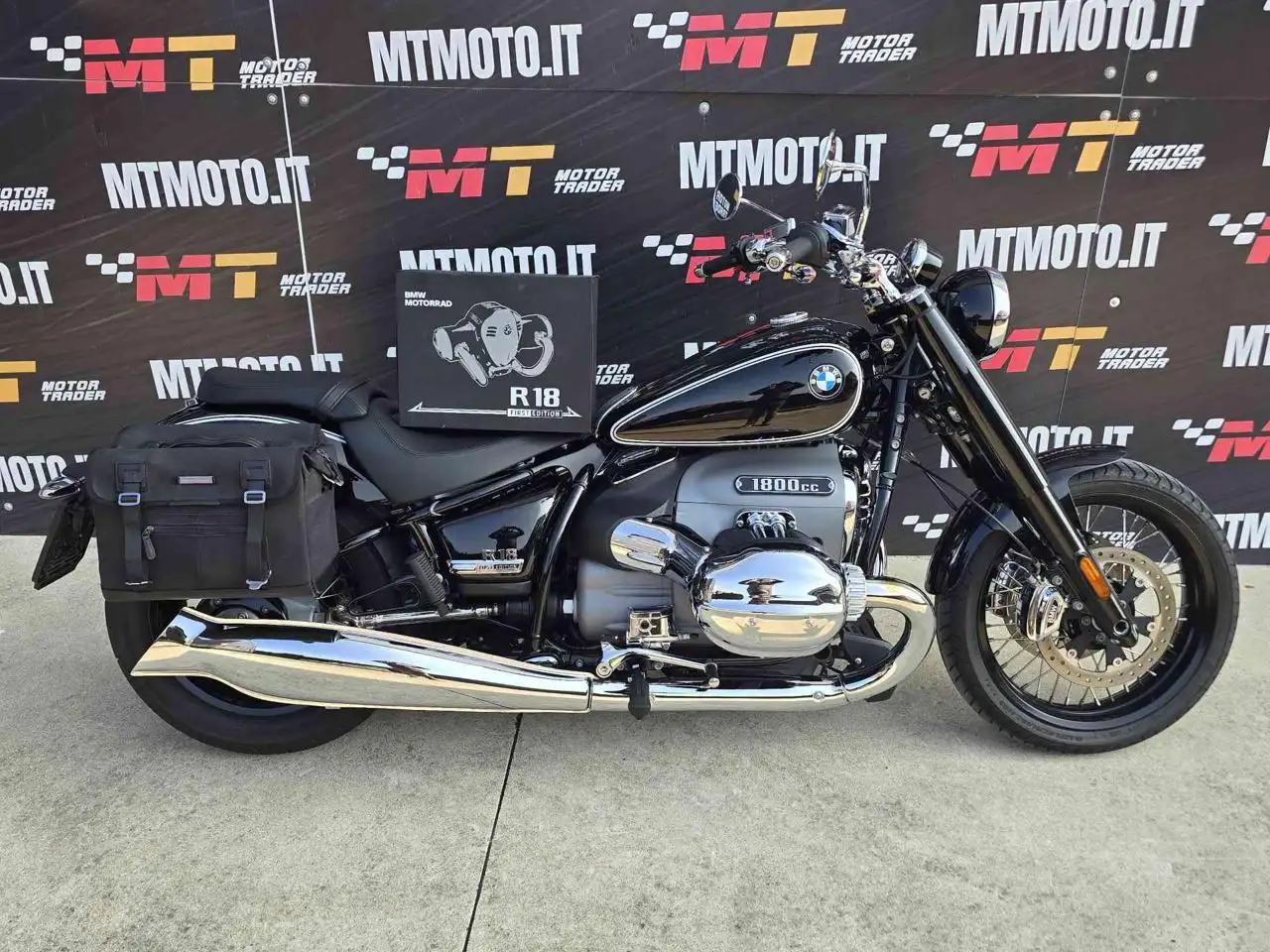 BMW R 18