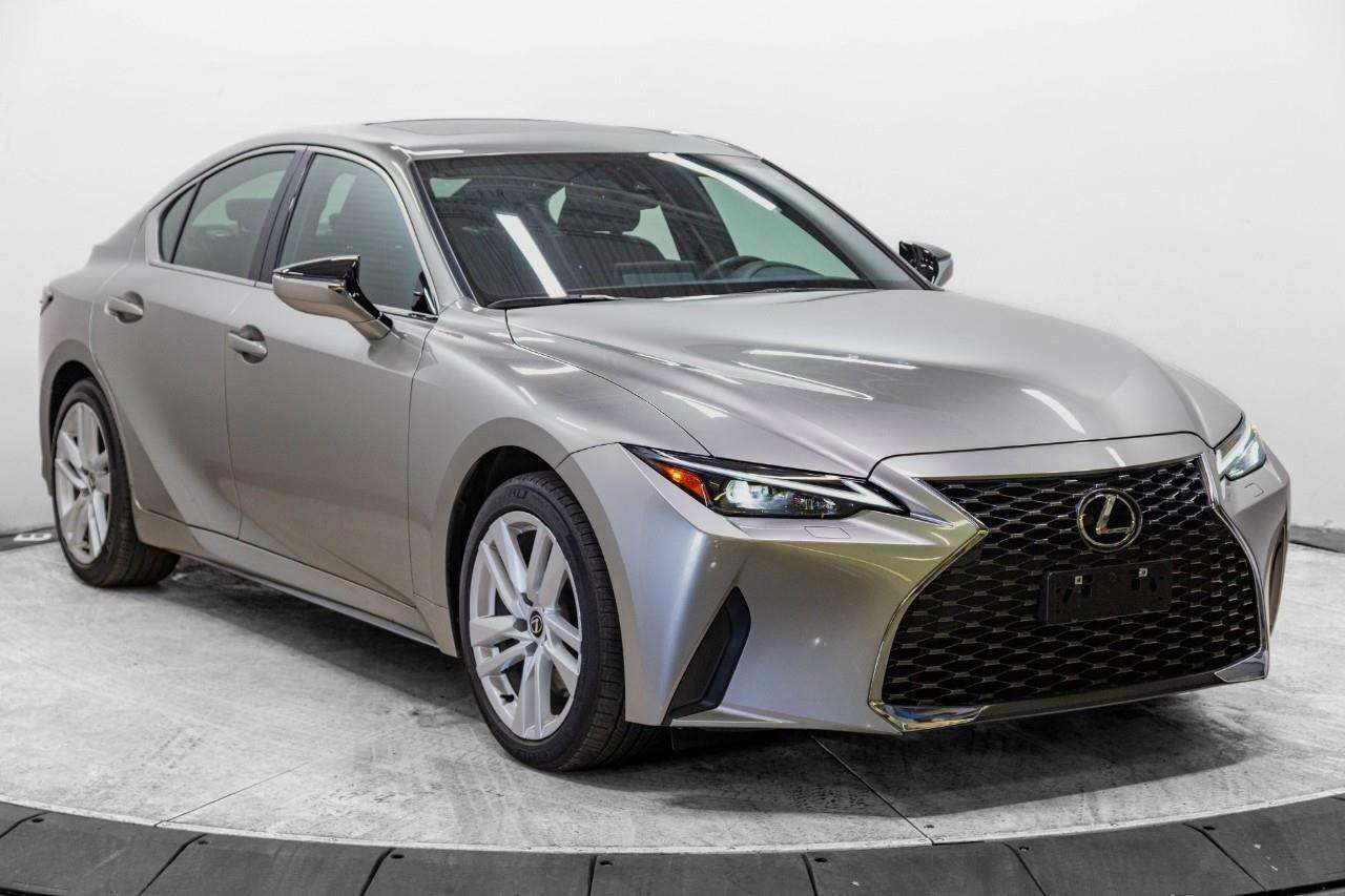 2023 Lexus IS PREMIUM PACKAGE | ONE OWNER | LOW KM