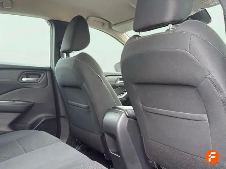 Nissan Qashqai DIG-T mHEV 4x2 Acenta (2021) 2022, foto 17