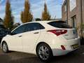Hyundai i30 1.6 GDI i-VisionNAVI|CAMERA|PANO|STOELVERW|LEDER Wit - thumbnail 3