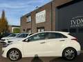 Hyundai i30 1.6 GDI i-VisionNAVI|CAMERA|PANO|STOELVERW|LEDER Wit - thumbnail 2
