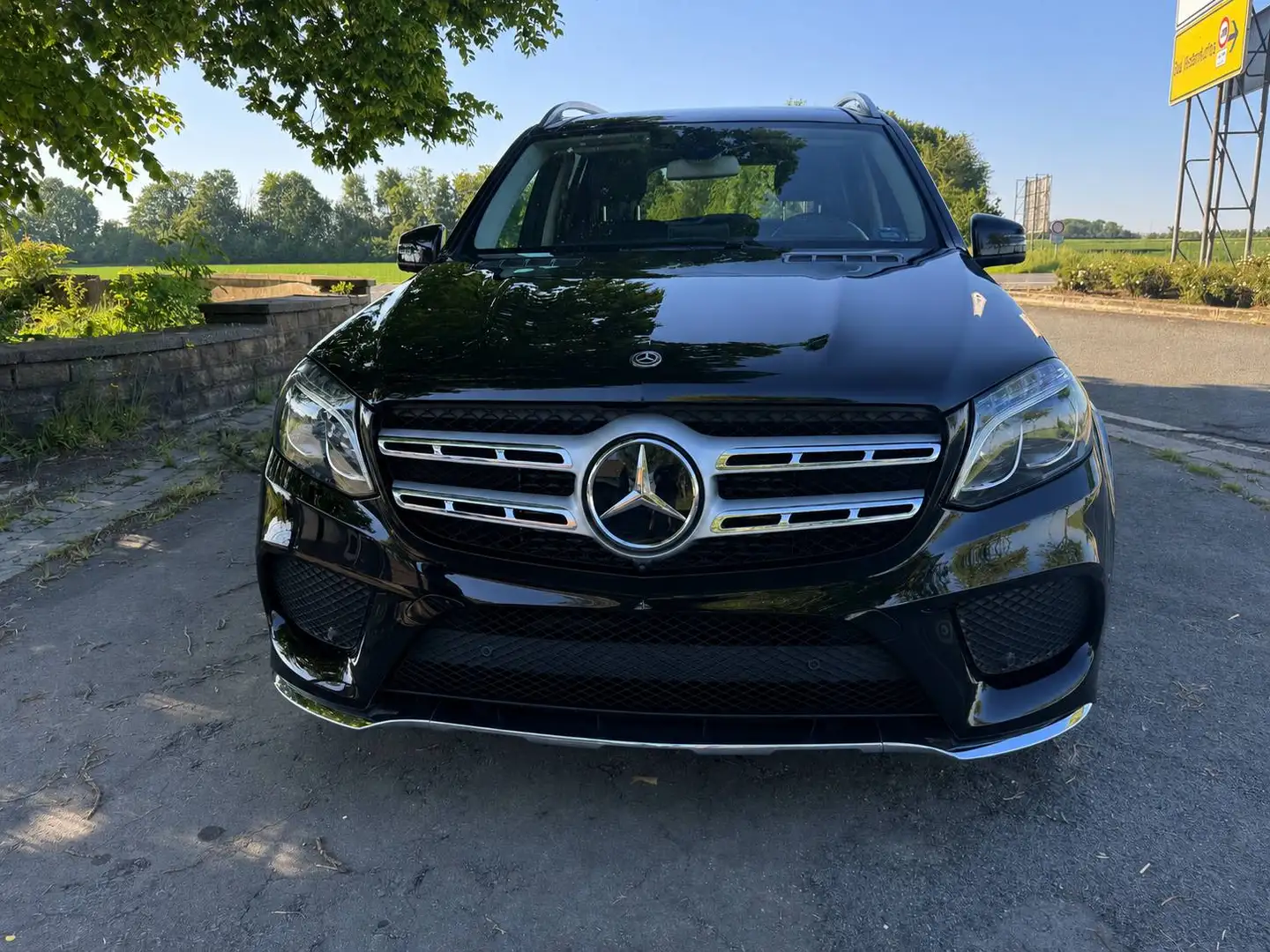 Mercedes-Benz GLS 350 D+4M+ AMG+Pano+StandHzg+Luft+7S+NR+ Schwarz - 2
