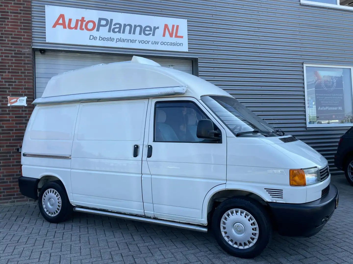 Volkswagen Transporter 1.9 TDI! Kampeerauto! Nieuwe APK! Wit - 2
