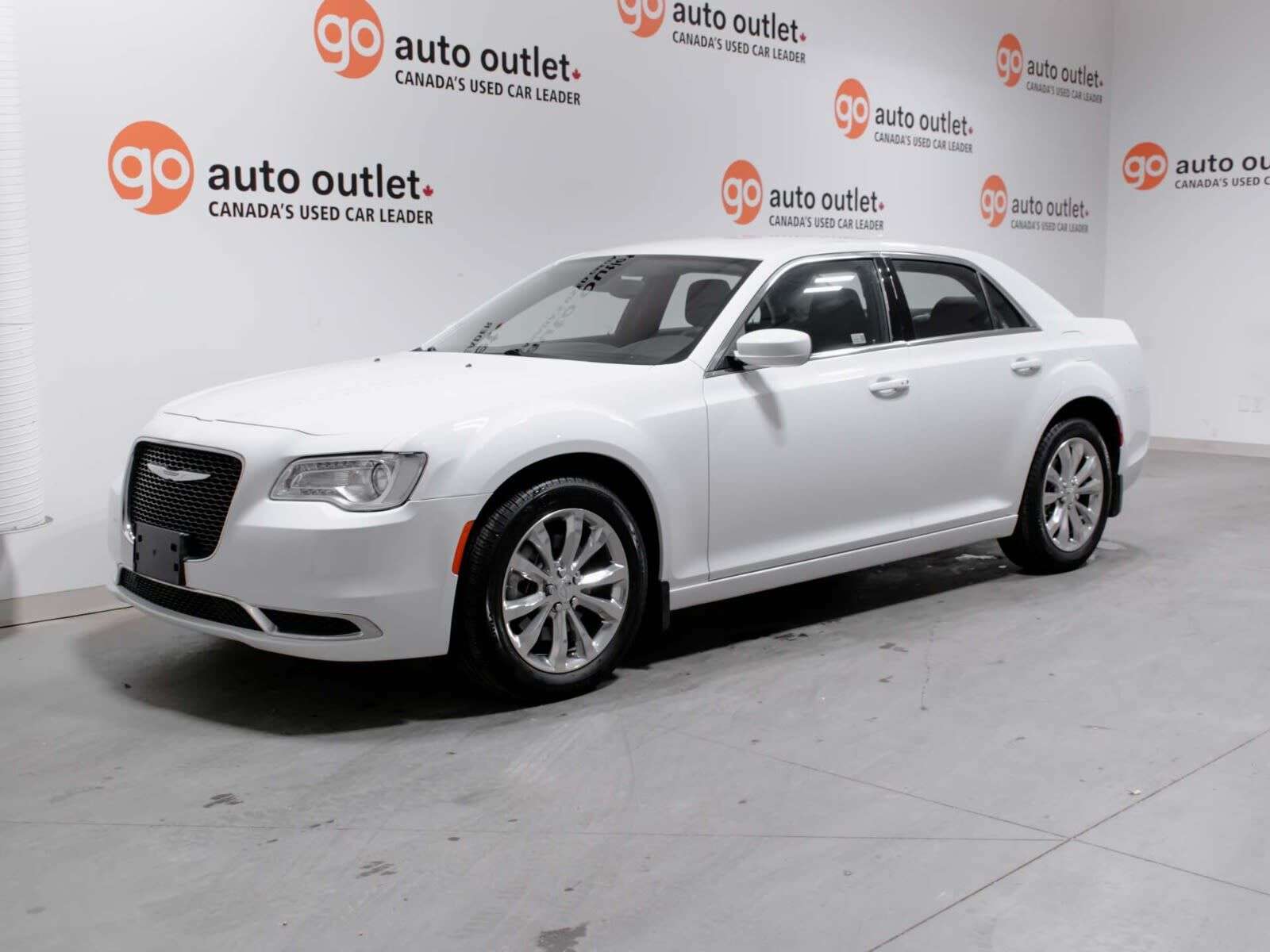2023 Chrysler 300 300 Touring 3.6L V6 AWD, NAVI, SXM, BLUETOOTH, PUS