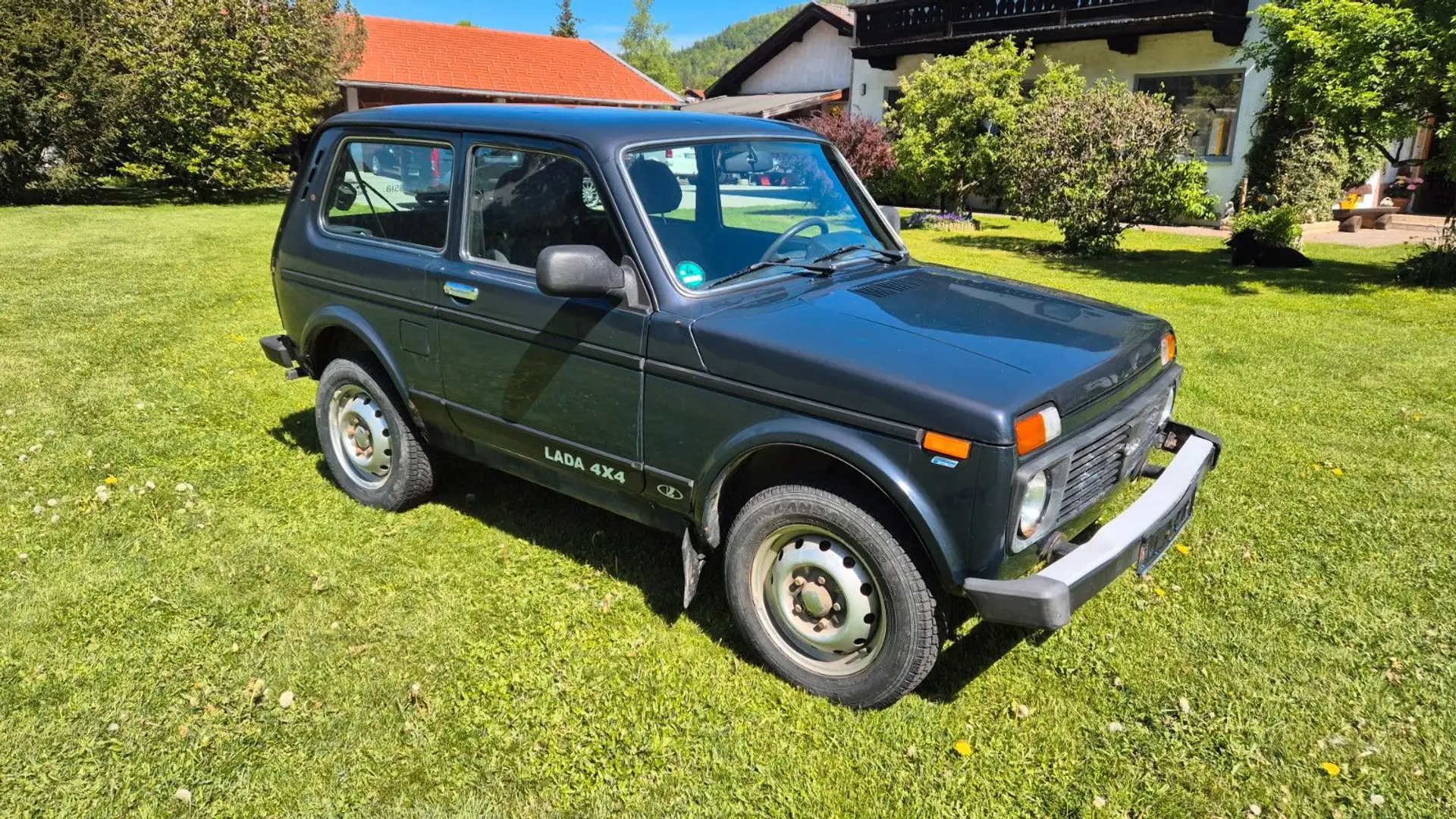 Lada Niva Only 1. Hand Gris - 1