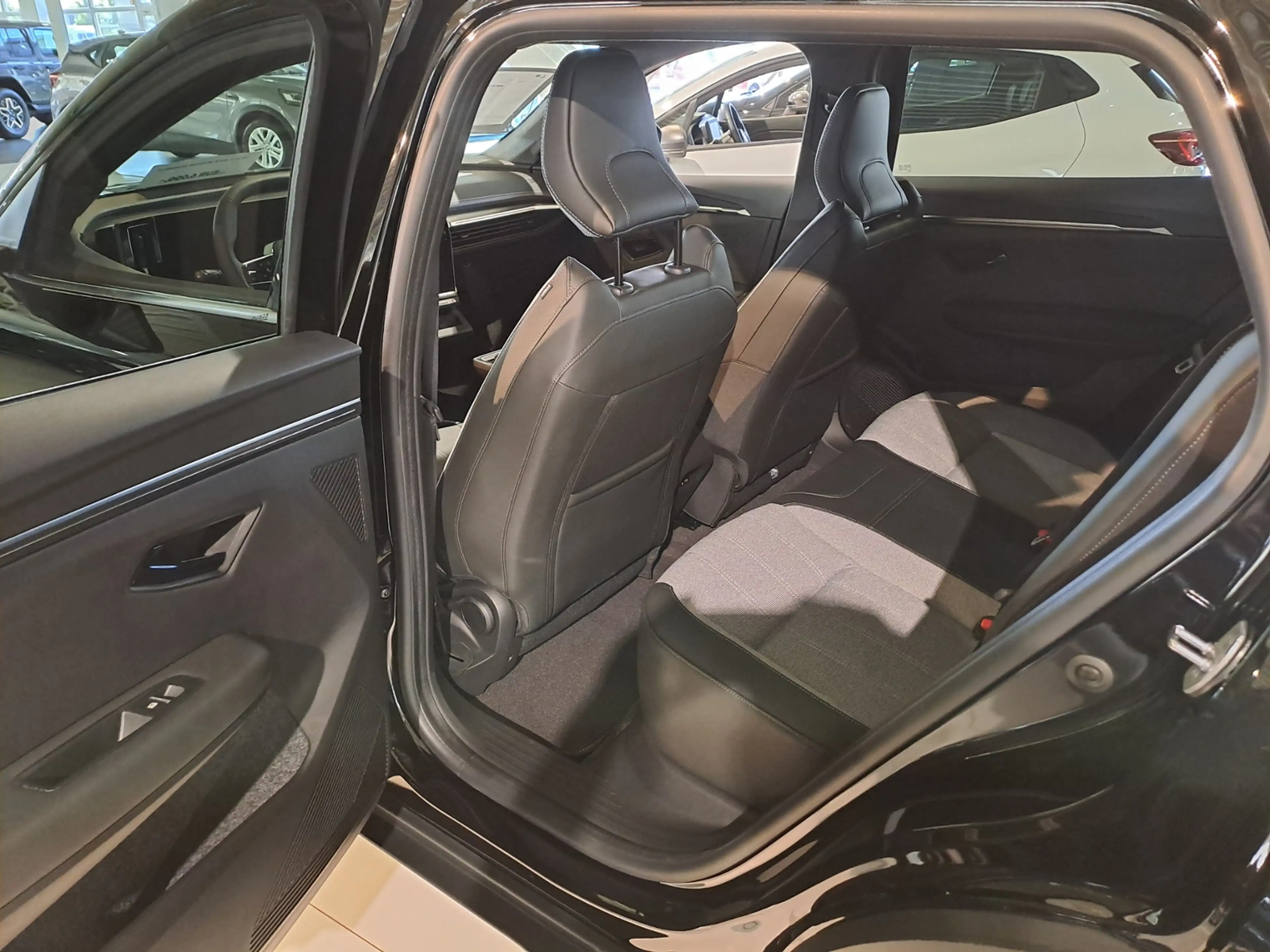 Mitsubishi Eclipse Cross 160 kW Diamant Top — photo 10