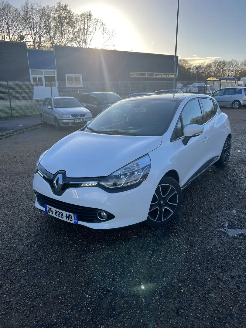 Renault Clio IV dCi 90 eco2 Intens - 1