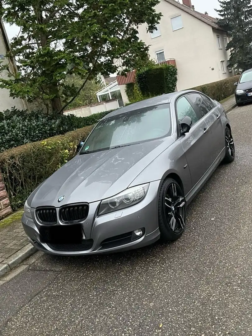 BMW 320 320d - 1
