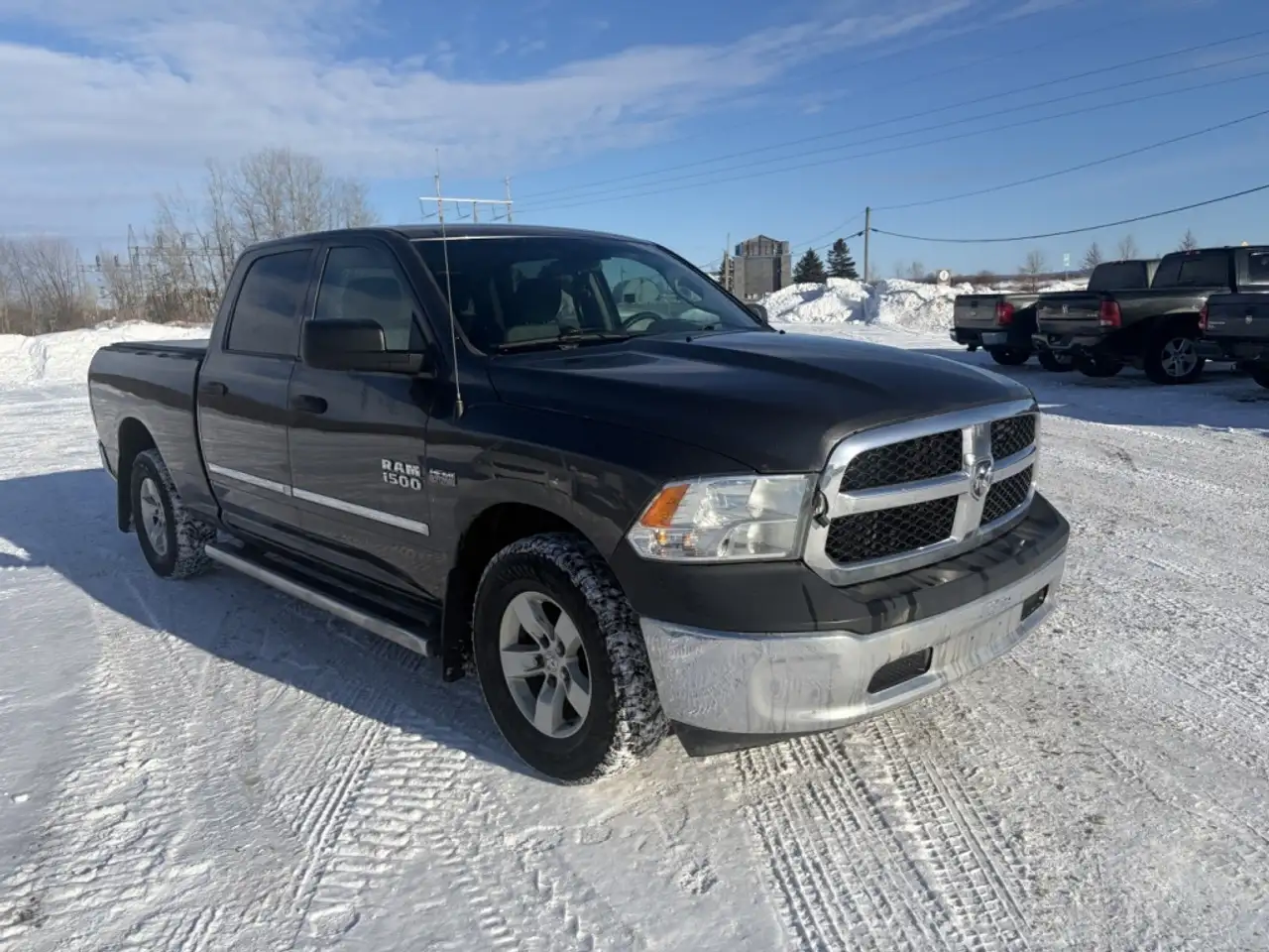 RAM 1500 снимка RAM 1500