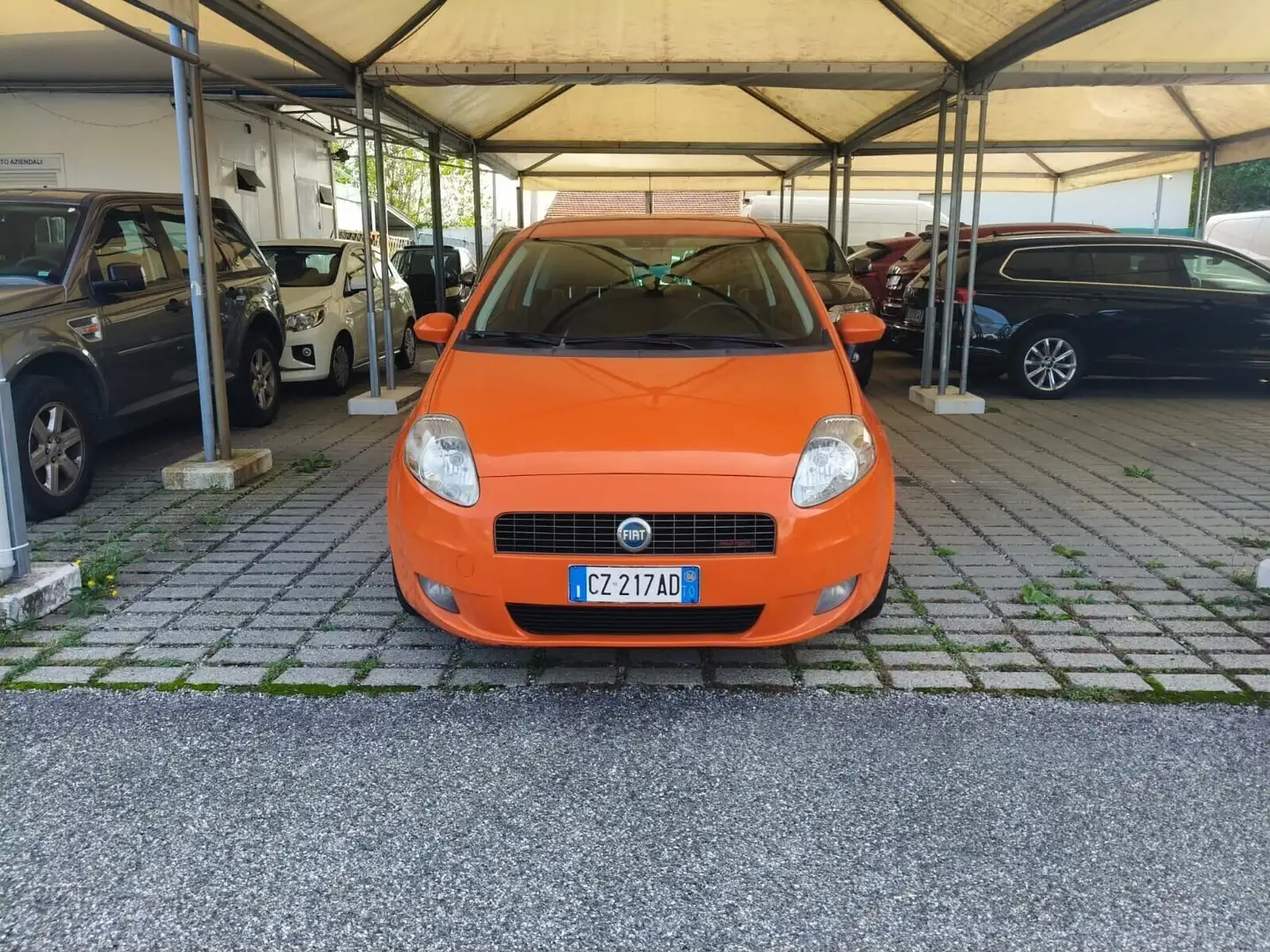 Fiat Grande Punto Grande Punto 1.9 MJT 130 CV 3 porte Sport Arancione - 2
