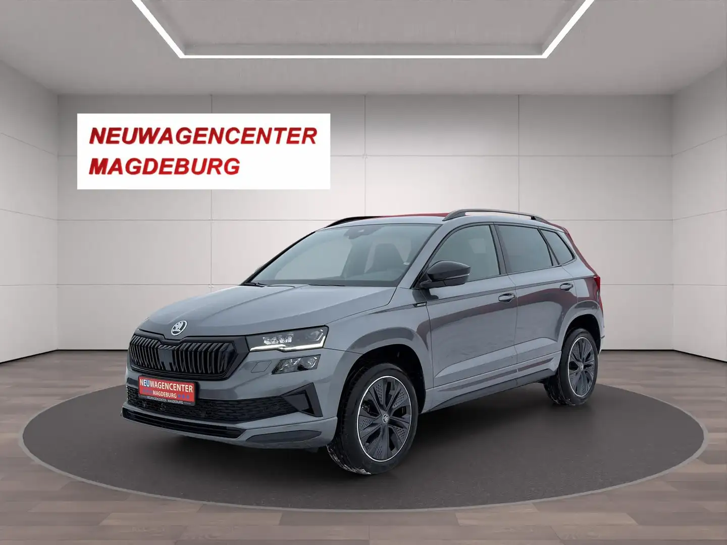 Skoda Karoq 1.5 TSI SPORTLINE*MJ26*AHK*MATRIX*NAVI*SHZ*APP CON Grau - 1