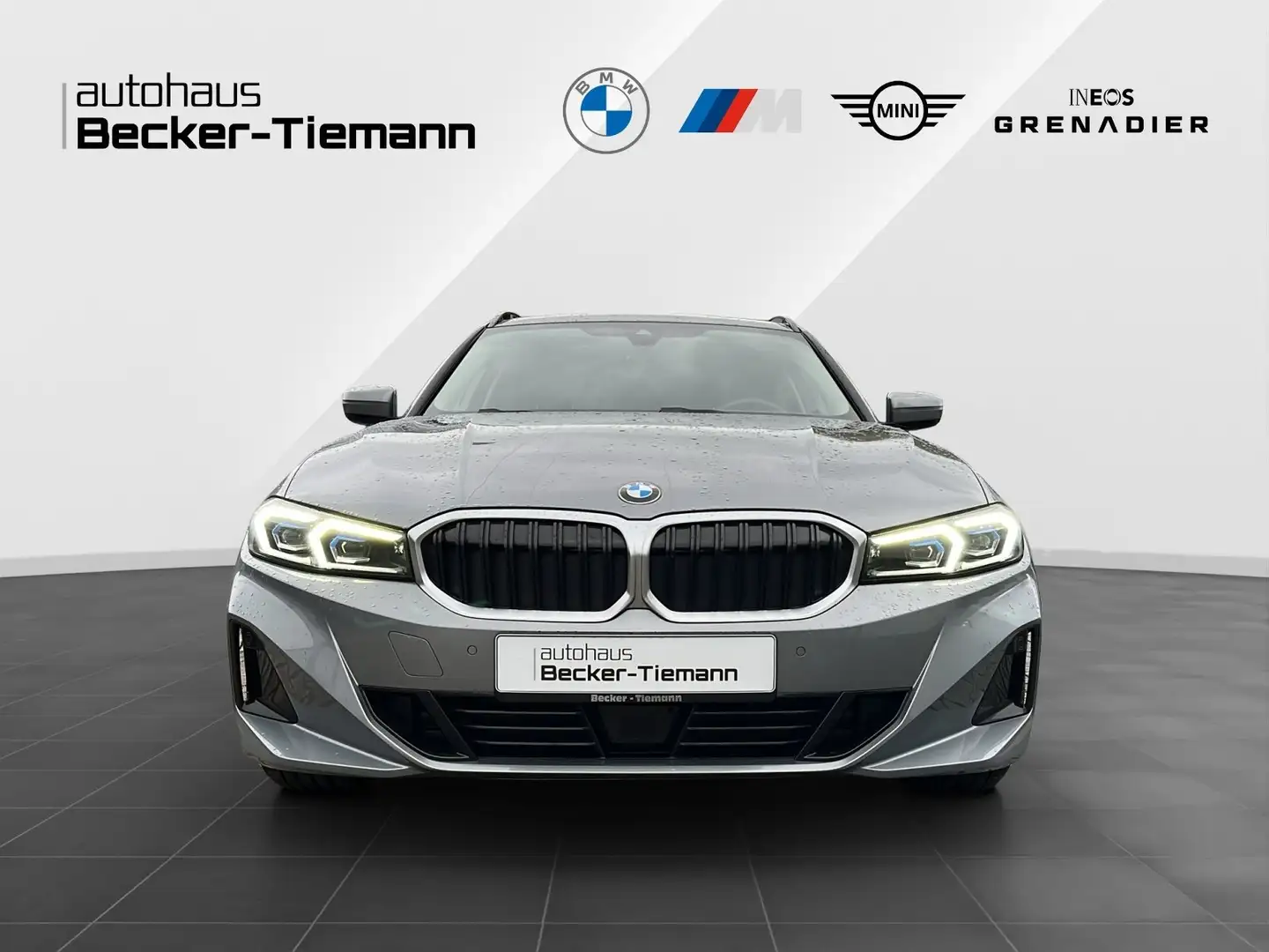 BMW 330 i Touring HUD Pano HK/HiFi DrivAss ACC ParkAss Gris - 2